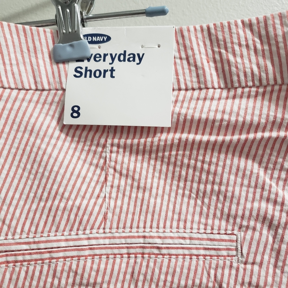Old Navy "Every Day Short" High Waisted Pinstripe Chino Shorts, Size 8 NWOT - Picture 9 of 9